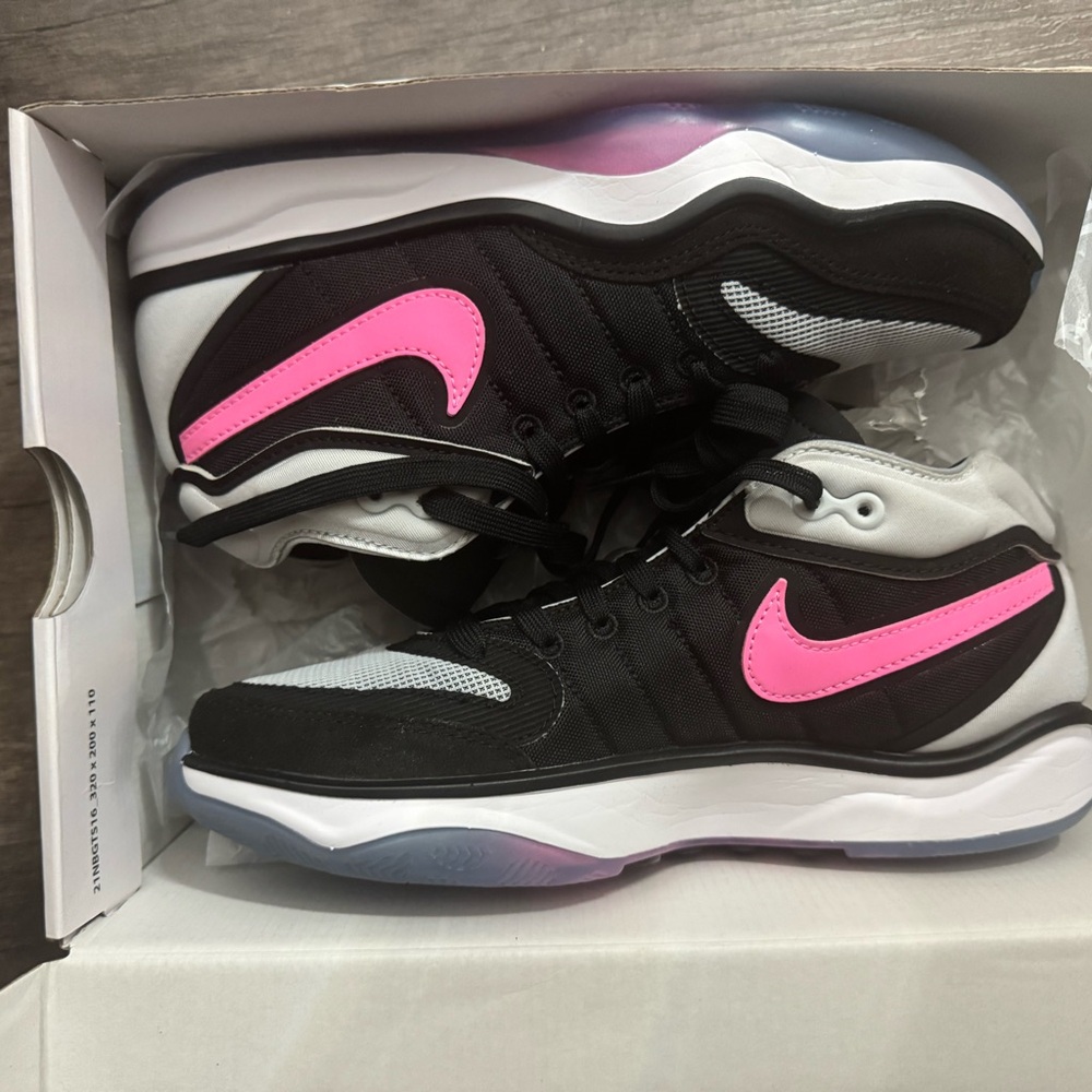 Nike Air Zoom GT Hustle 2 Sneakers